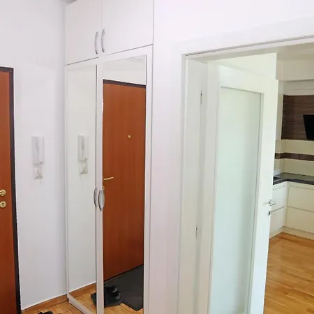 Cecovic - Mellain * Tuzla