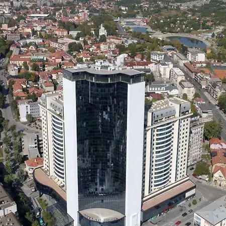 Cecovic - Mellain Apartment *